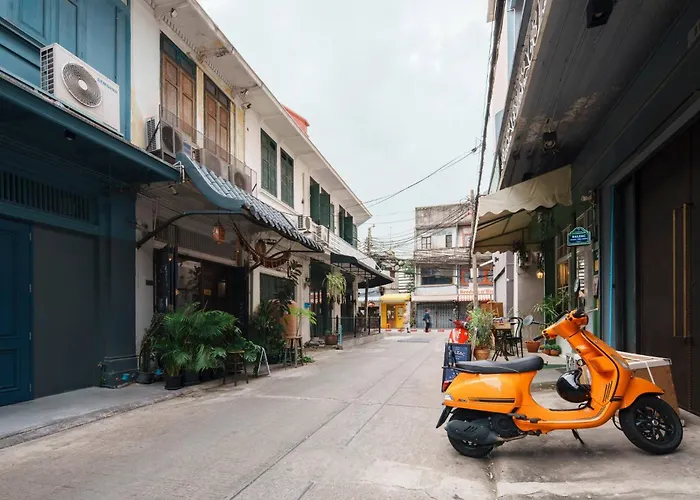 Large Bts 10 Min 2king+twin Fastwifi Selfcheckin Bangkok